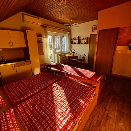 Mekina Bed and breakfast