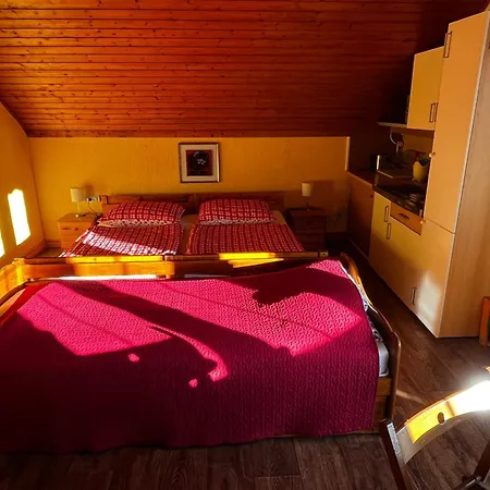 Mekina Couette-café 3*