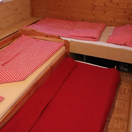 Couette-café Mekina 3*